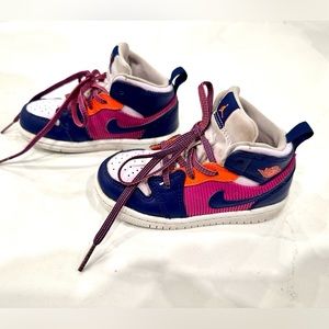 Nike air jordan mid rise toddler girl size 8 sneaker